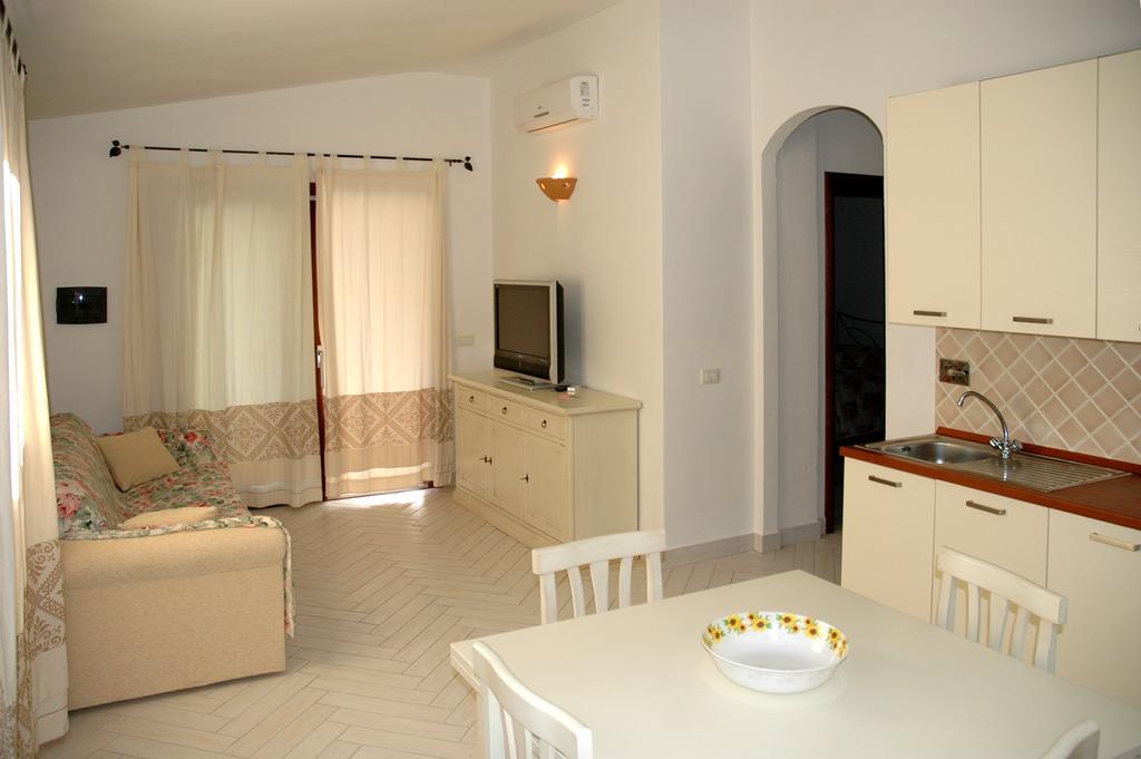 Holiday Homes Stella Marina 圣特奥多罗 客房 照片