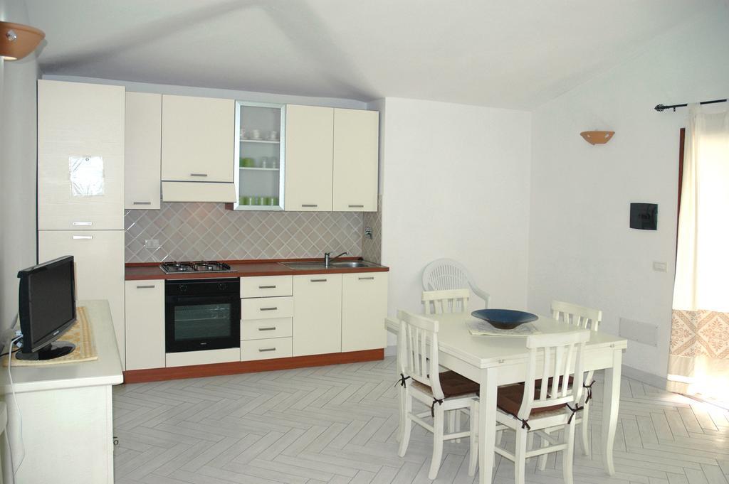 Holiday Homes Stella Marina 圣特奥多罗 客房 照片